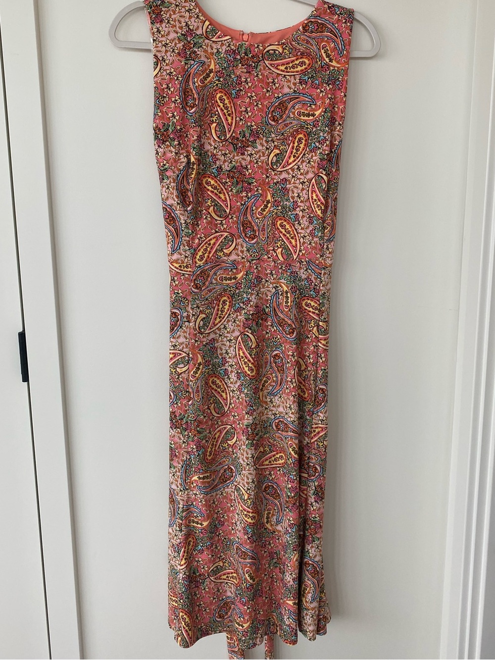 Anne Klein Coral Paisley Maxi Dress. Size 16